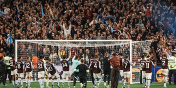 Aston Villa crush Nottingham Forest to book Europa League final