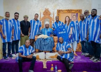 PHOTO! Chelsea Delegation, Victor Moses Visit Oba Elegushi for Football Development Talks