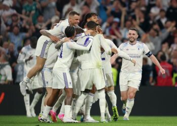Aston Villa Thrash Freiburg 3-0 To Win Europa League