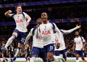 Tottenham shares points with Leeds as survival hope remains in doubt
