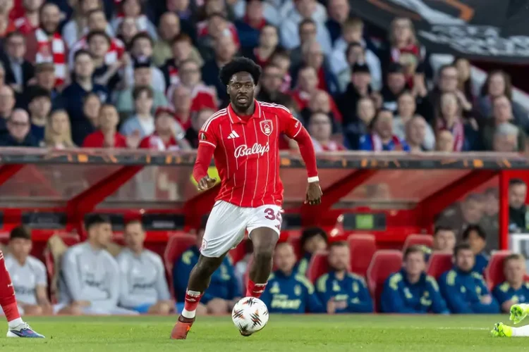 Ola Aina