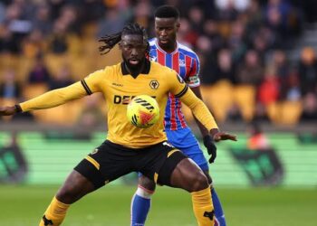 Fiorentina, Trabzonspor battle for Arokodare as Wolves hold firm on valuation”