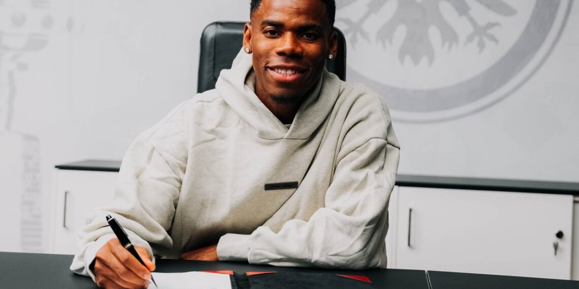Eintracht Frankfurt unveils €9m signing of Super Eagles Raphael Onyedika