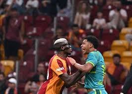 Odemwingie Urges Osimhen to Control Emotions After Heated Villarreal Clash