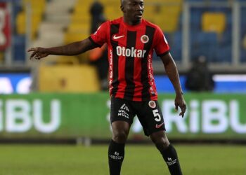 Etebo Returns to Competitive Football After Year-Long Injury Absence