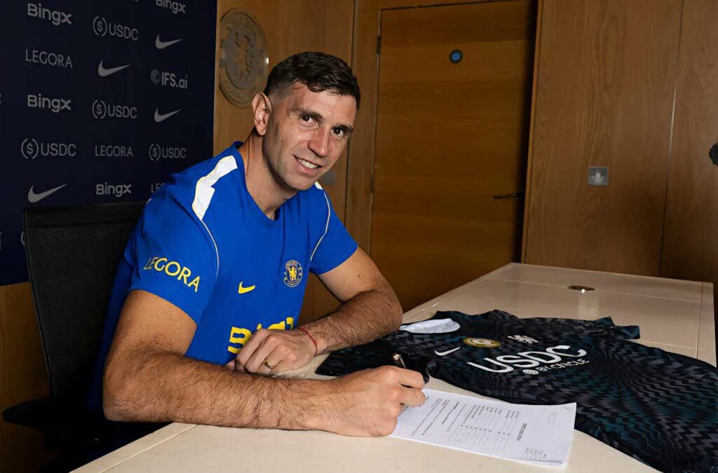 Martínez Sign for Chelsea 