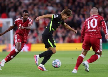 Champions League: Barcelona, PSG Shine as Liverpool Fight Back, Arsenal Edge Napoli