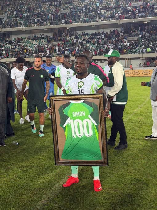 Moses Simon 