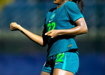 Fan’s Persistent Plea for Michelle Alozie’s Attention Goes Viral During Super Falcons Training
